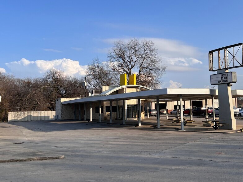 1304 Chico Hwy, Bridgeport, TX à vendre - Photo de l’immeuble – Image 3 sur 15