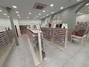 Local commercial dans Barcelone, Barcelona à louer Photo intérieure– Image 2 sur 8