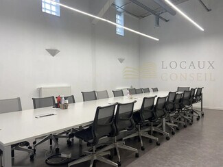 Plus de détails pour Local d'activités à louer