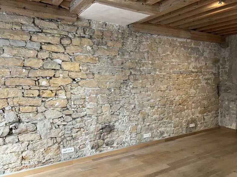 Bureau dans Lyon à vendre - Photo de l’immeuble – Image 2 sur 2