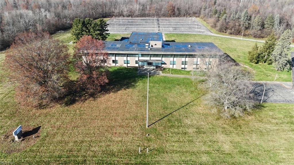 1610 Hubbard Thomas Rd, Hubbard, OH à louer Photo de l’immeuble– Image 1 sur 14