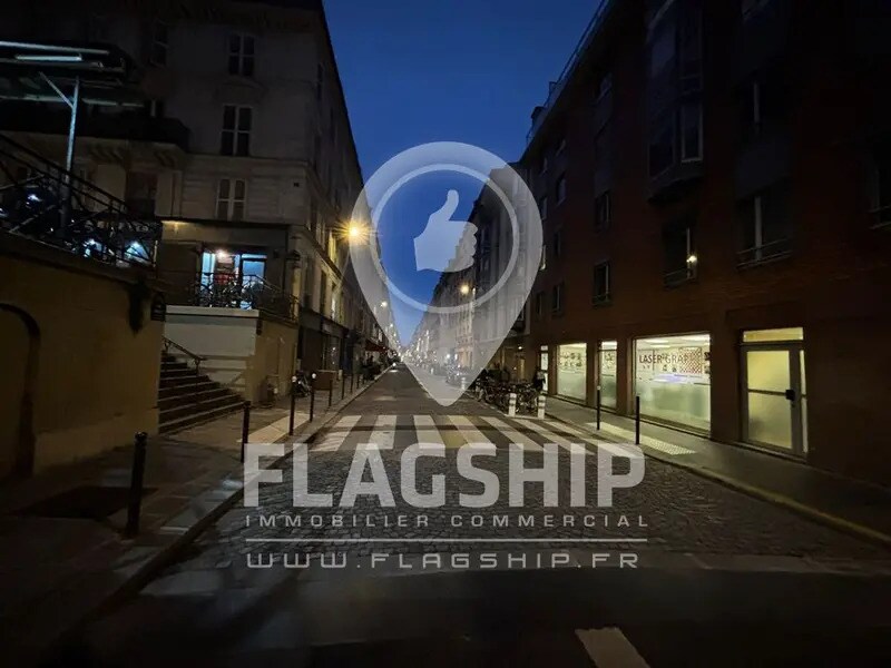 Local commercial dans Paris à louer Photo de l’immeuble– Image 1 sur 3