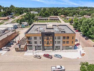 Plus de détails pour 300 S 13th St, Tekamah, NE - Local commercial à louer