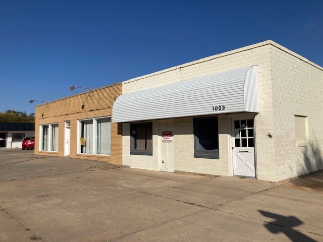 1021 S Main St, Mcpherson, KS à vendre - Photo principale – Image 1 sur 11