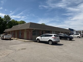 Plus de détails pour 500-A-500-D N Scott Ave, Belton, MO - Local commercial à louer