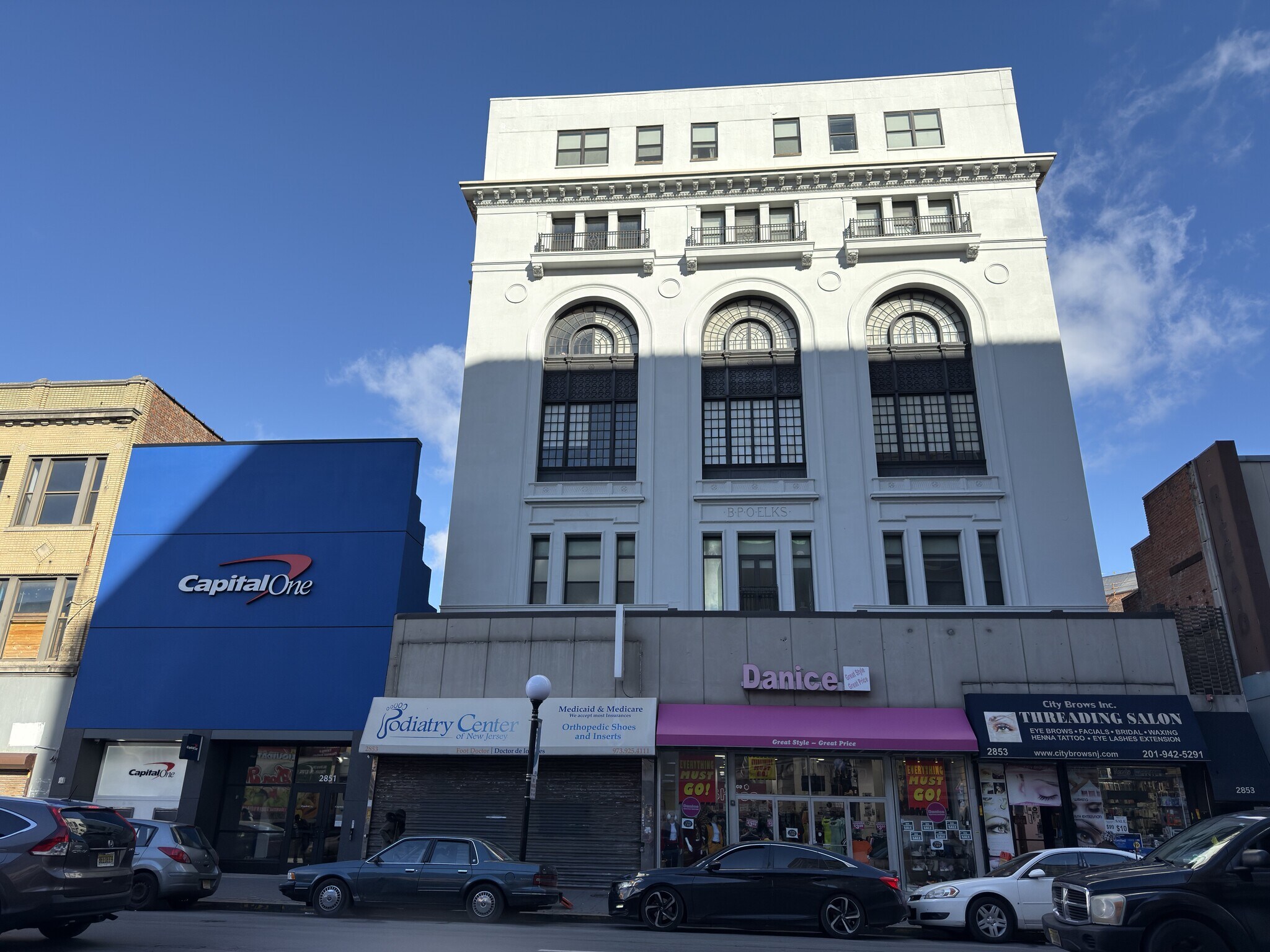2853 John F Kennedy Blvd, Jersey City, NJ à louer Photo de l’immeuble– Image 1 sur 2