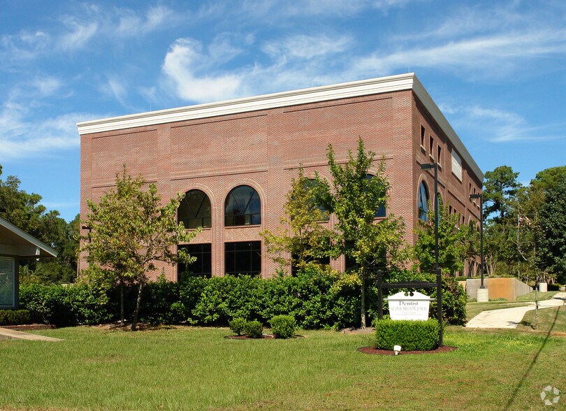 411 N Section St, Fairhope, AL à louer - Photo de l’immeuble – Image 2 sur 28