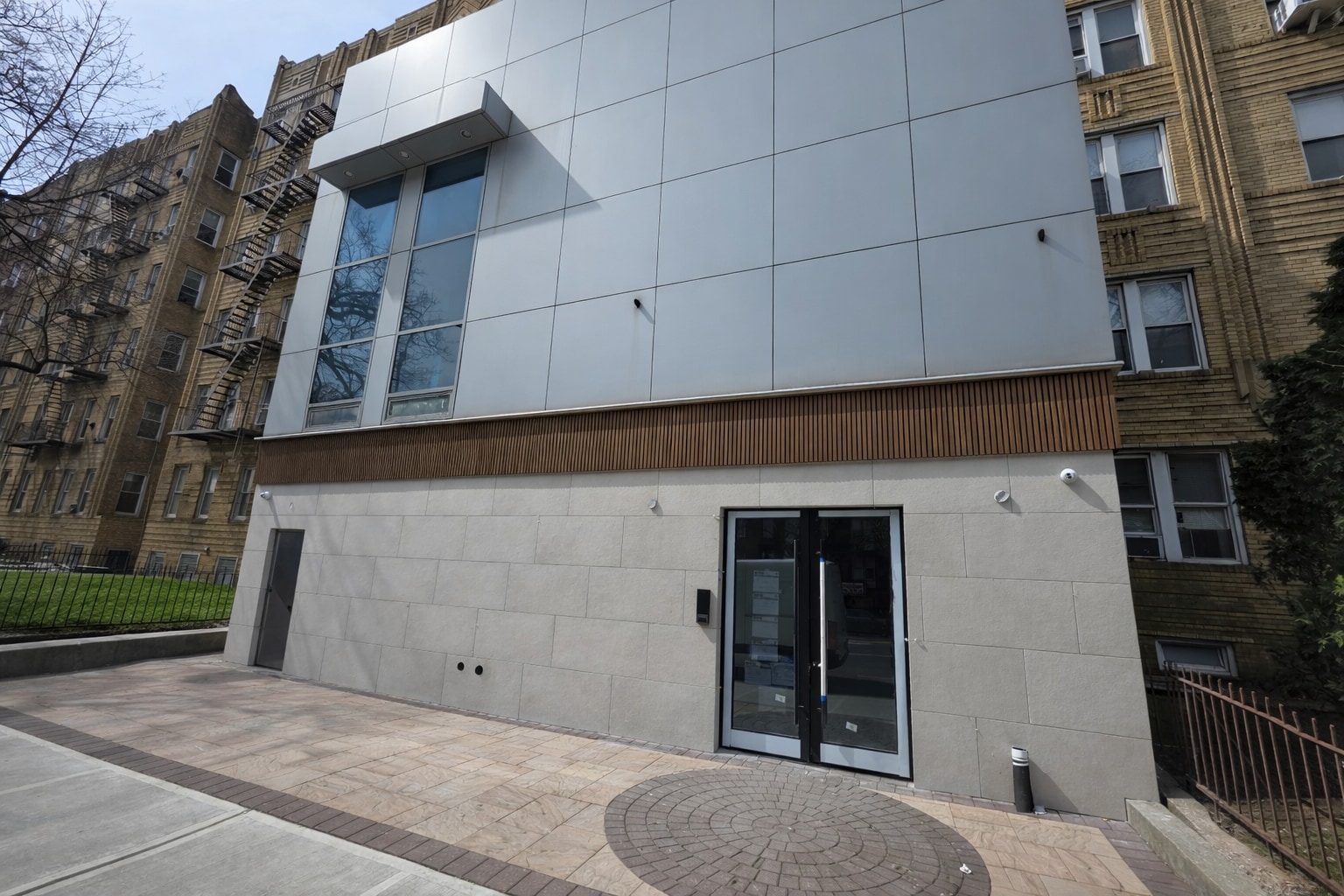 2700 Ocean Ave, Brooklyn, NY à louer Photo principale– Image 1 sur 10