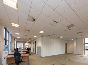1 The Pavilions, Solihull à vendre Photo intérieure– Image 1 sur 3
