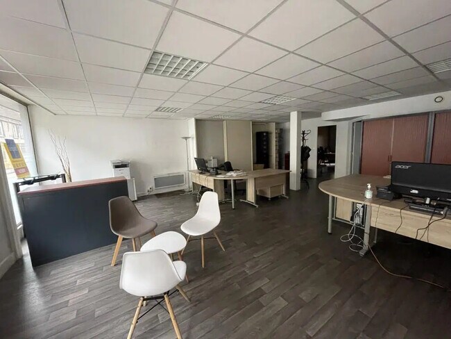 Plus de détails pour Local commercial à vendre