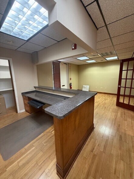 2920 Winter Lake Rd, Lakeland, FL à vendre - Photo intérieure – Image 1 sur 6