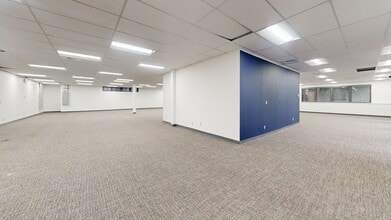 12334 Northup Way, Bellevue, WA à louer Numérisation 3D Matterport– Image 1 sur 6