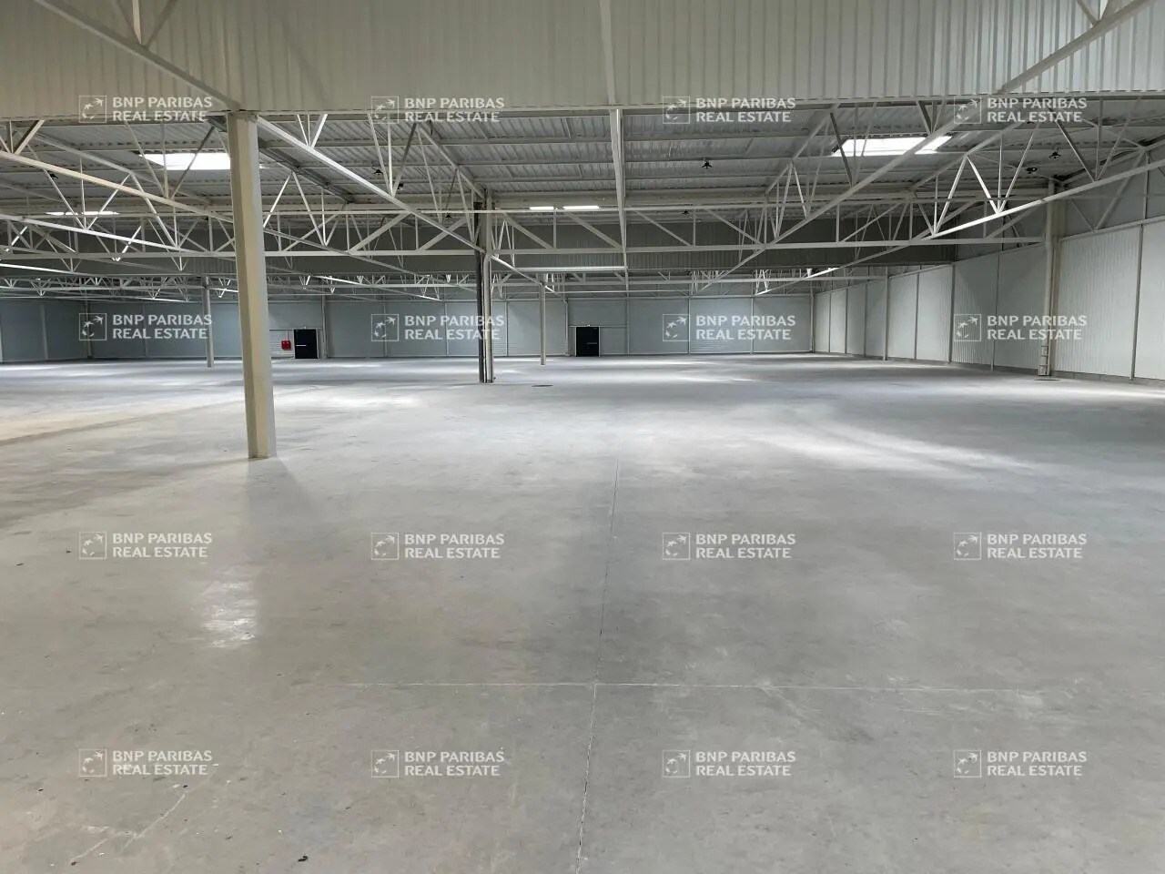 Local d’activités dans Le Blanc-Mesnil à louer Photo de l’immeuble– Image 1 sur 10