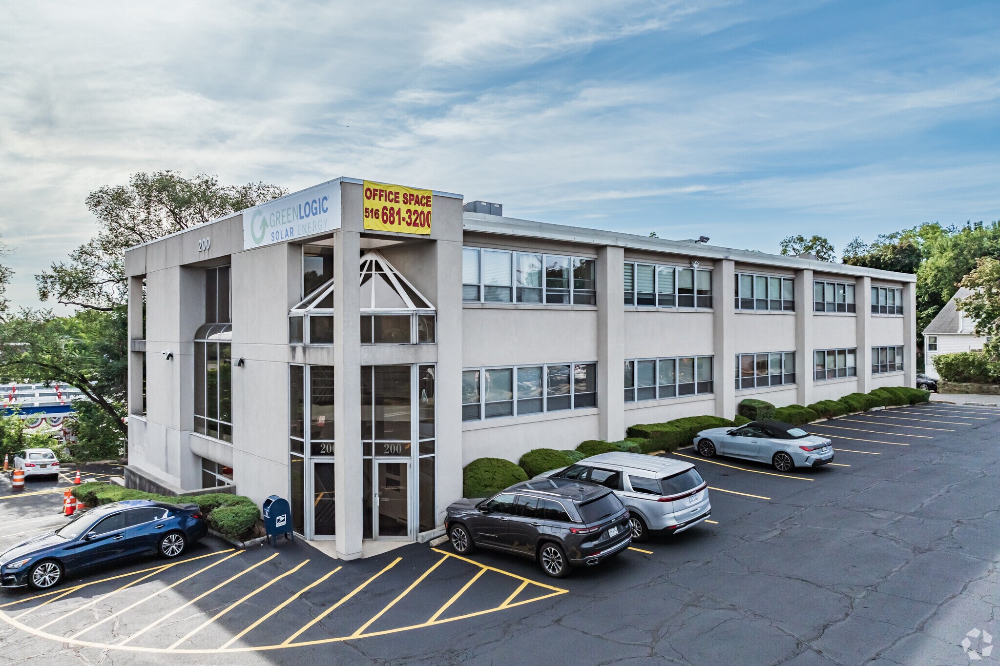 200 S Service Rd, Roslyn Heights, NY à vendre Photo principale– Image 1 sur 29