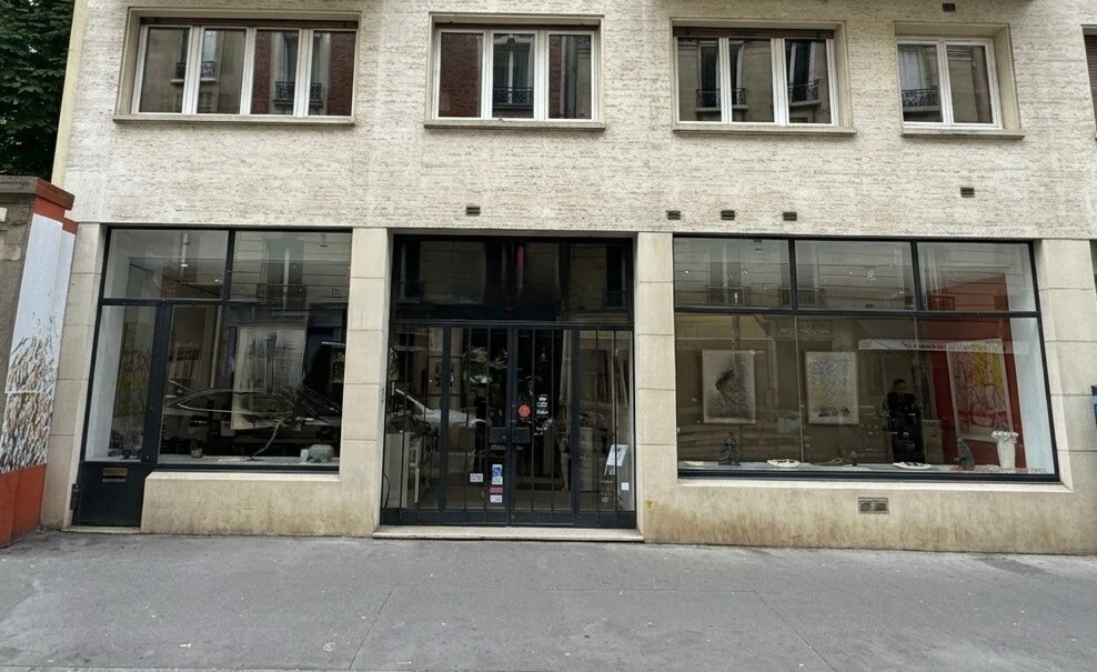 27 Rue Guersant, Paris, PAR 75017 - - - Photo intérieure - Image 1 of 4