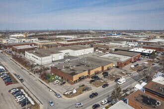 6085-6095 Blvd Couture, Montréal, QC - Vue aérienne  vue de carte