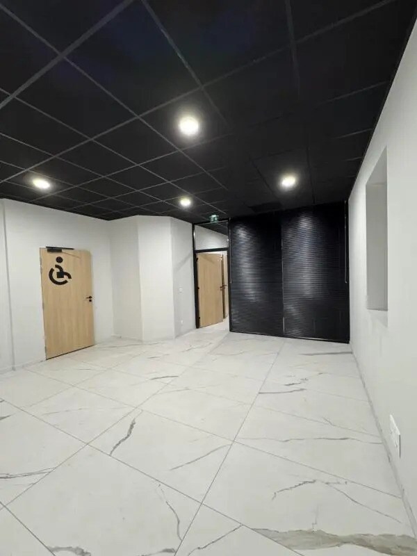 Plus de détails pour Bureau/Médical à louer