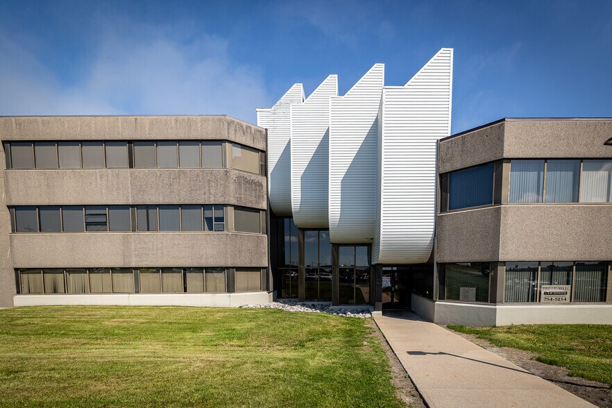 370 Torbay Rd, St. John's, NL à louer - Photo de l’immeuble – Image 2 sur 5