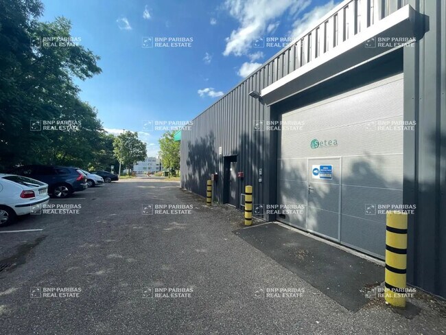 Plus de détails pour Bureau, Local d'activités à louer