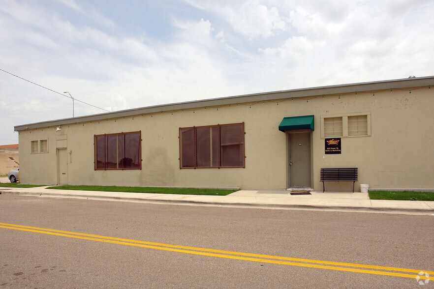 623 Power St, Corpus Christi, TX à louer - Photo de l’immeuble – Image 2 sur 3