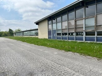 Plus de détails pour 215 Engle Rd, Industry, PA - Spécialisé à vendre