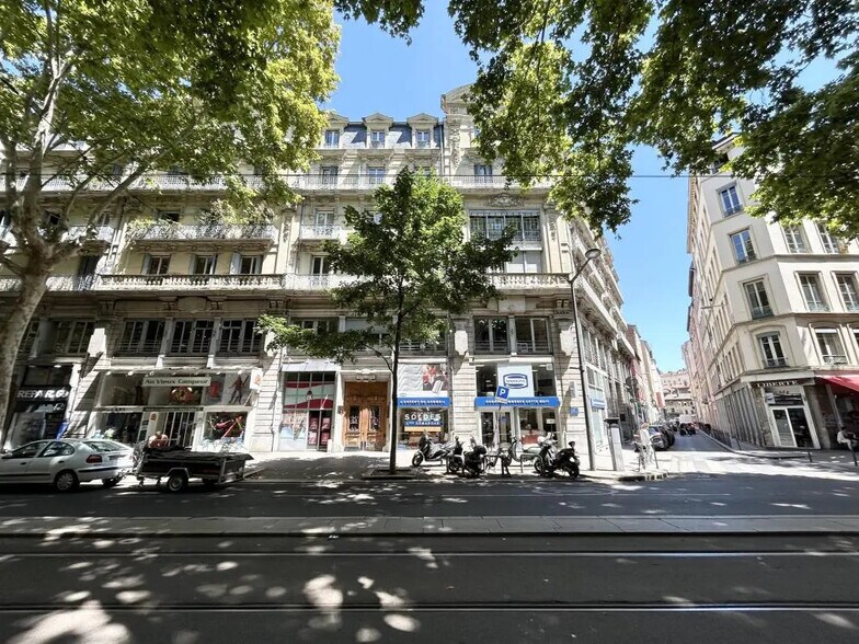 67 Cours De La Liberté, Lyon à louer - Photo de l’immeuble – Image 2 sur 3