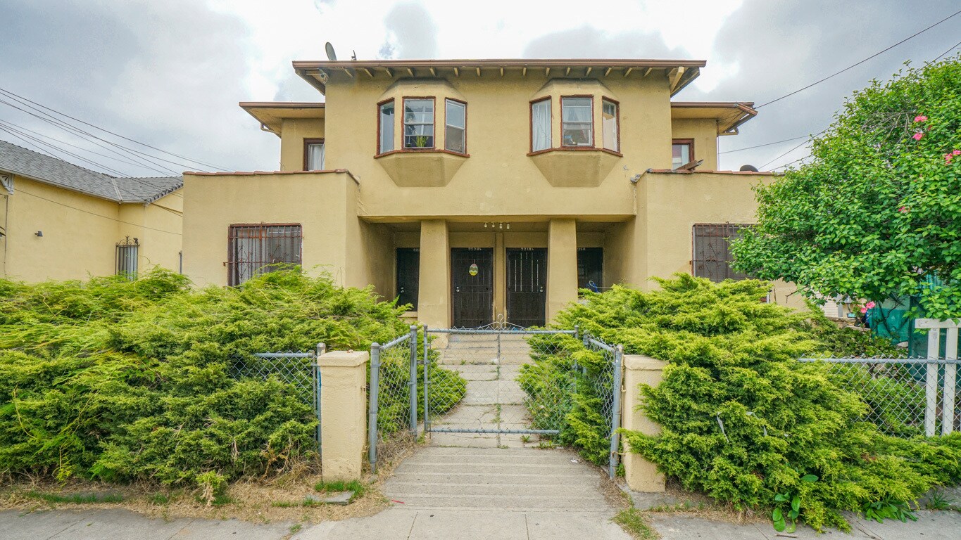 2218 Eastlake Ave, Los Angeles, CA à vendre Photo principale– Image 1 sur 12