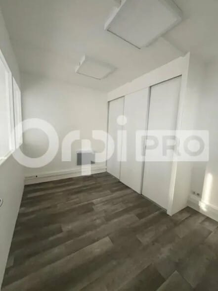 Bureau dans La Rochelle à louer - Photo intérieure – Image 3 sur 3