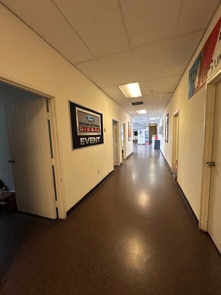 5375 Procyon St, Las Vegas, NV à louer - Photo intérieure – Image 3 sur 13