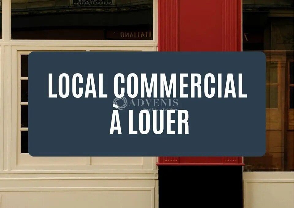 Local commercial dans à louer Photo de l’immeuble– Image 1 sur 2