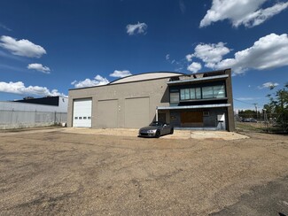 Plus de détails pour 5613 103A St NW, Edmonton, AB - Spécialisé à vendre