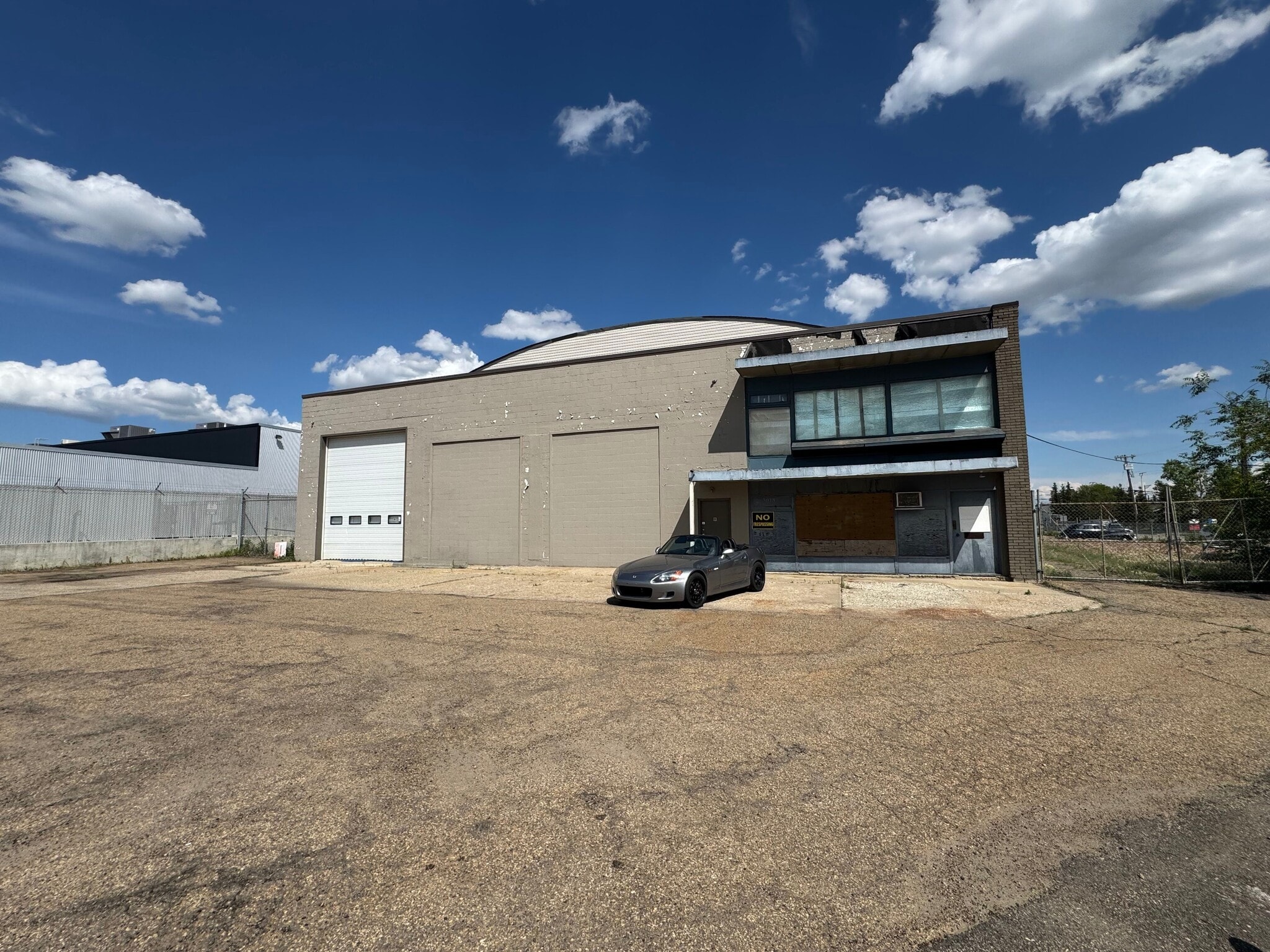 5613 103A St NW, Edmonton, AB à vendre Photo de l’immeuble– Image 1 sur 3