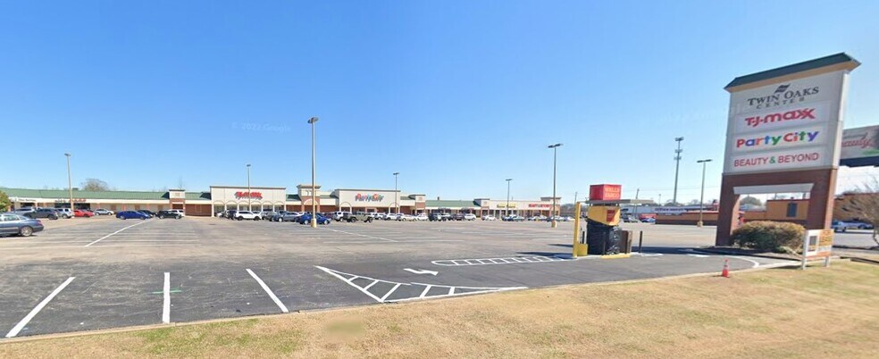 2715-2787 Eastern Blvd, Montgomery, AL à louer - Photo de l’immeuble – Image 3 sur 9