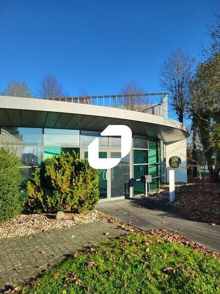 Bureau dans Mérignac à louer - Photo de l’immeuble – Image 1 sur 17