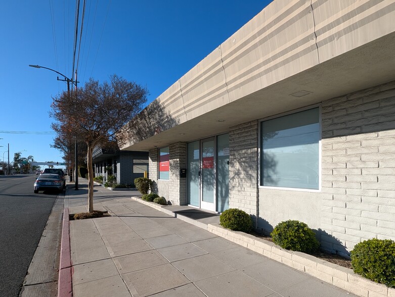 3401 Winona Ave, Burbank, CA à vendre - Photo de l’immeuble – Image 2 sur 9