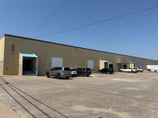 Plus de détails pour 3400-3446 May St, Fort Worth, TX - Industriel/Logistique à louer