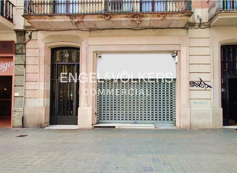 Local commercial dans Barcelone, Barcelona à louer - Photo de l’immeuble – Image 1 sur 3