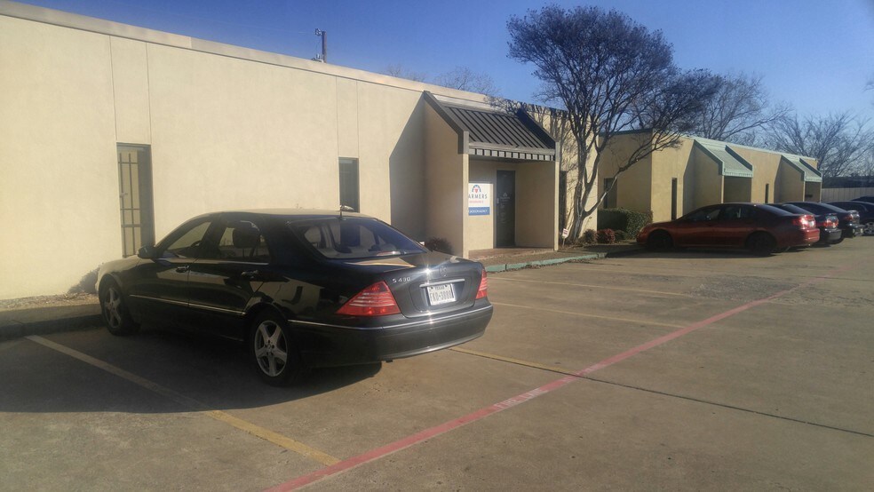 10990 Switzer Ave, Dallas, TX à vendre - Photo de l’immeuble – Image 3 sur 7