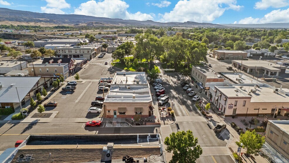 136 E Aspen Ave, Fruita, CO à vendre - Photo de l’immeuble – Image 3 sur 19