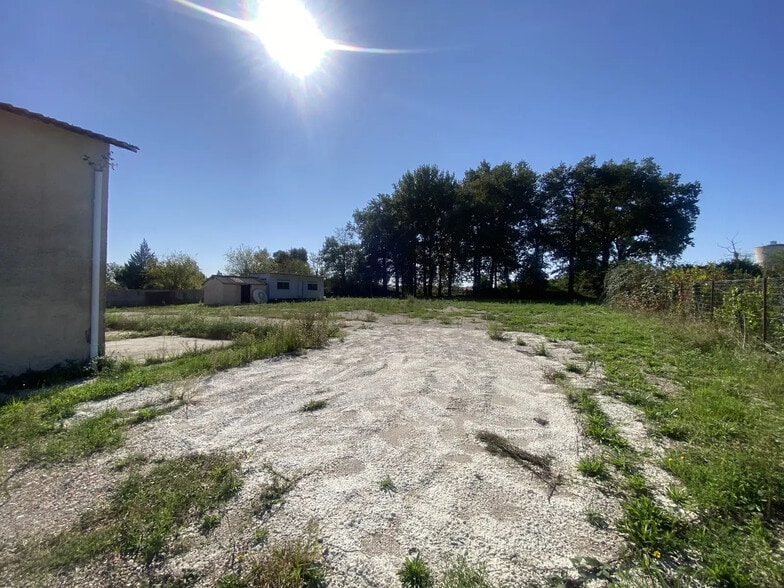 112 Avenue De L'Alouette, Mérignac à louer - Photo de l’immeuble – Image 3 sur 5