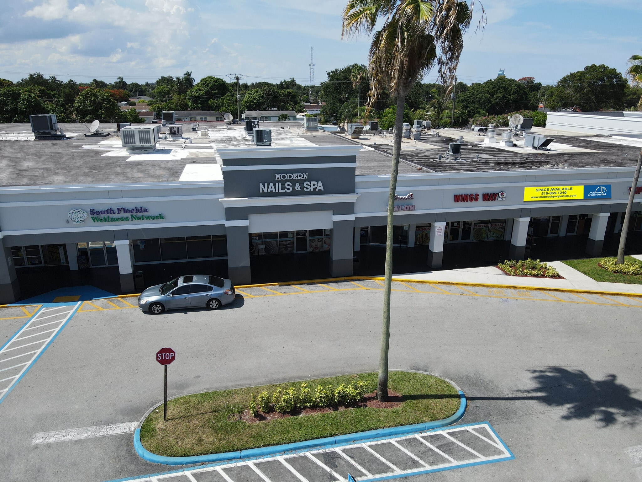 6805-7031 Taft St, Hollywood, FL à louer Photo intérieure– Image 1 sur 10