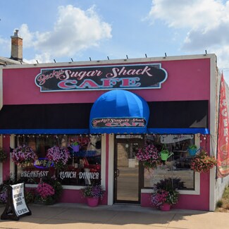 Plus de détails pour 158 S Main St, Adams, WI - Local commercial à vendre