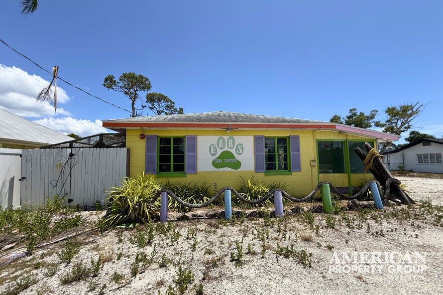 145 W Dearborn St, Englewood, FL à louer - Photo de l’immeuble – Image 2 sur 9