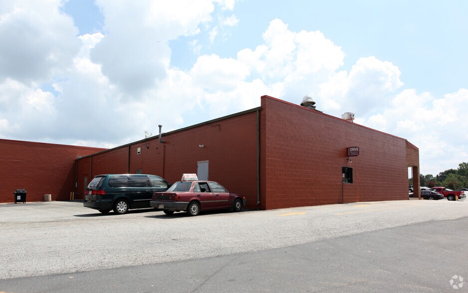 101-113 Pointe South Dr, Randleman, NC à louer - Photo de l’immeuble – Image 3 sur 5
