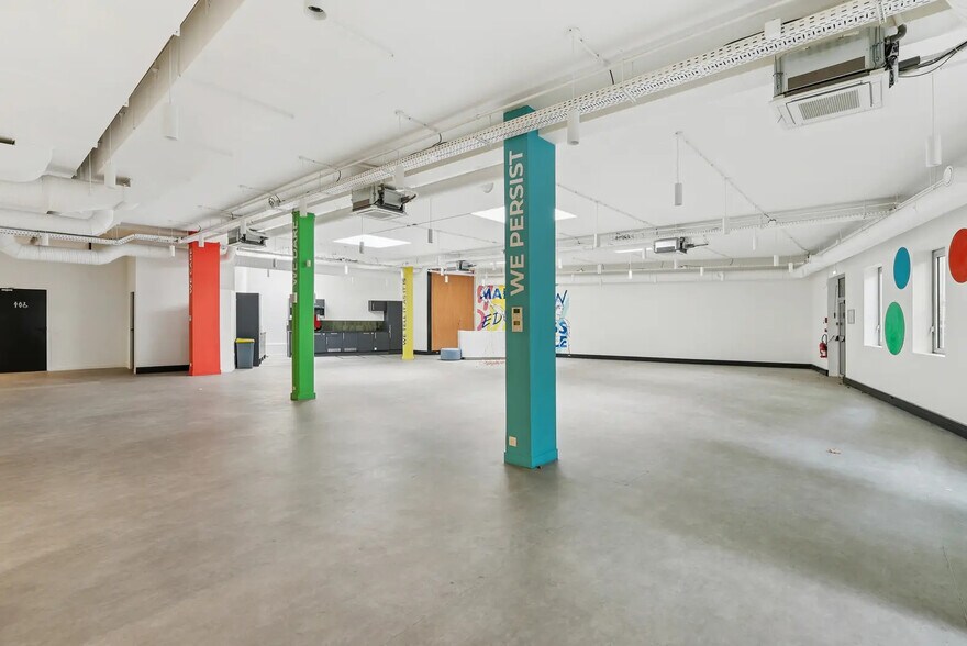 Bureau dans Paris à louer - Photo de l’immeuble – Image 1 sur 13