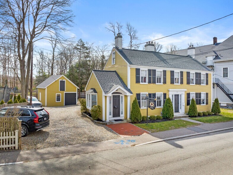 15 Brook St, Cohasset, MA à vendre - Photo de l’immeuble – Image 1 sur 11