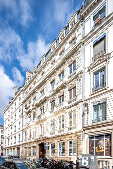 Bureaux/Local commercial dans Lyon à louer - Photo principale – Image 1 sur 4