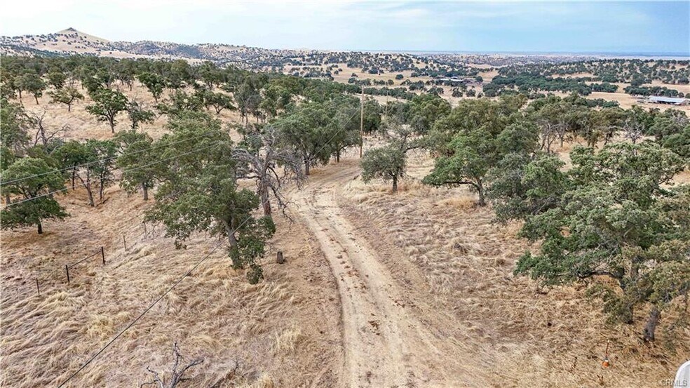 5102 Indian Gulch rd, Catheys Valley, CA à vendre - Photo de l’immeuble – Image 2 sur 17