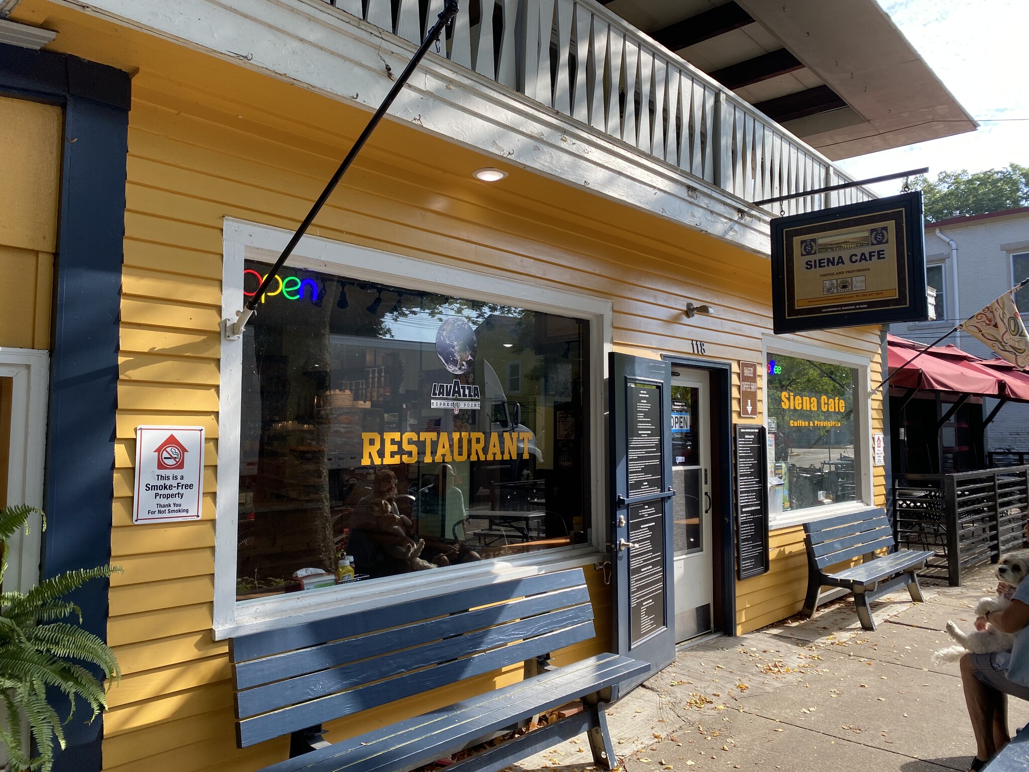 118 Hoffman St, Saugatuck, MI à louer Photo intérieure– Image 1 sur 7