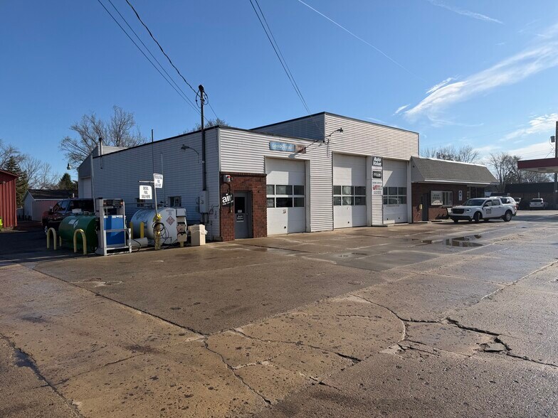 1831 142nd Ave, Dorr, MI à vendre - Photo de l’immeuble – Image 3 sur 15